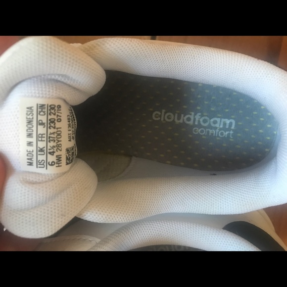 Adidas Women’s grand court sneaker - Picture 4 of 5